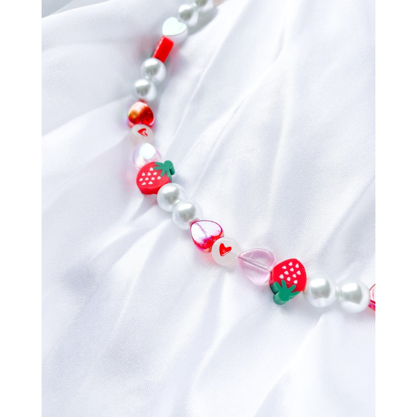 Strawberry shortcake choker 🍰🍓