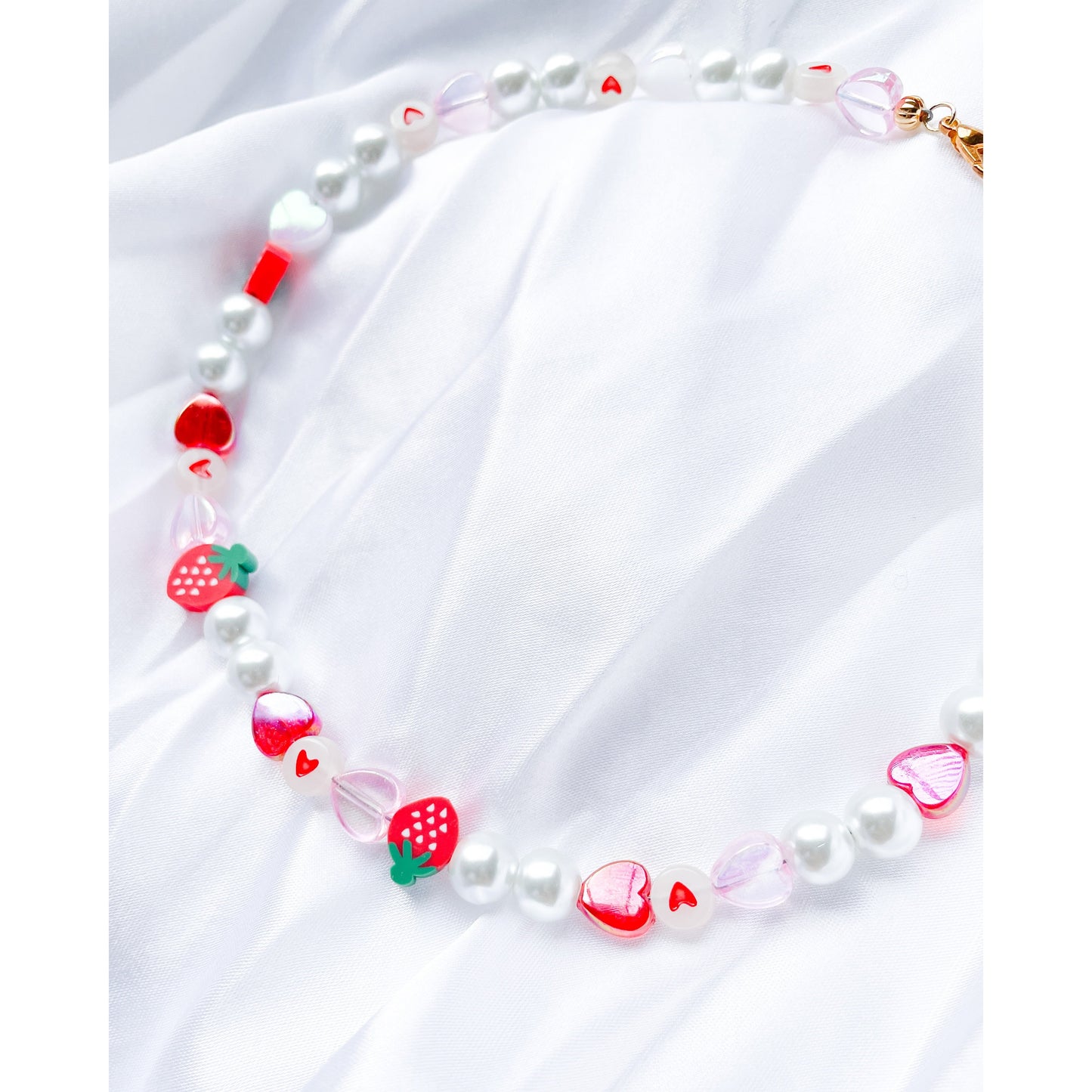 Strawberry shortcake choker 🍰🍓