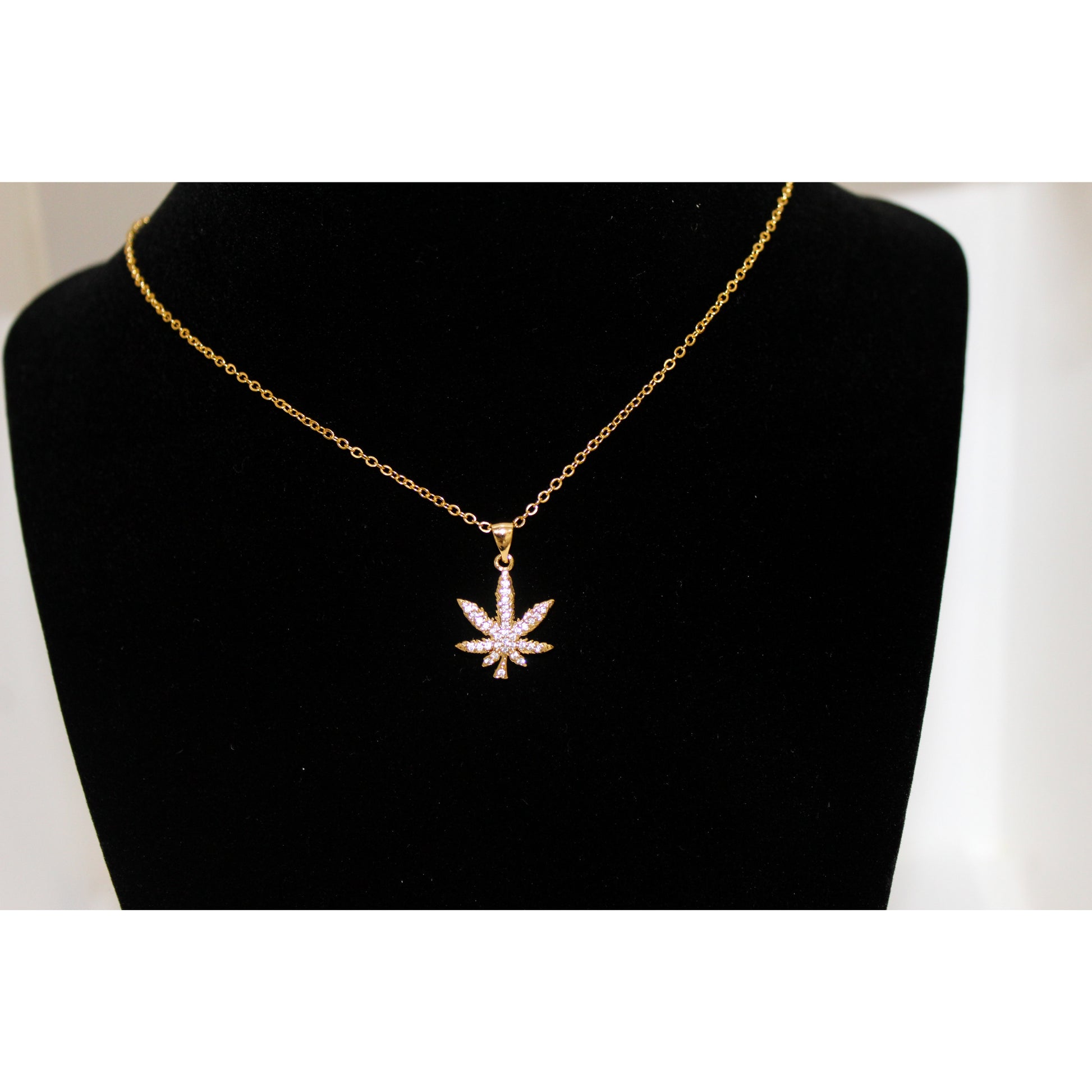 Hierba “buena” NECKLACE YEPEZcollection 